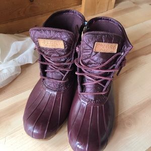 Sperry nylon quilted women’s boots